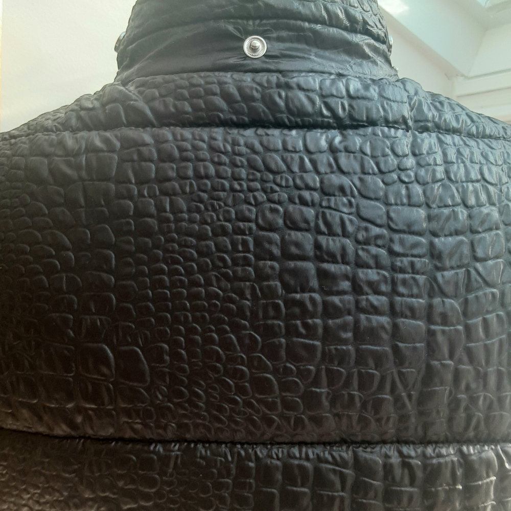 Michael Kors Snakeskin Black Puffer Vest - Picture 5 of 8